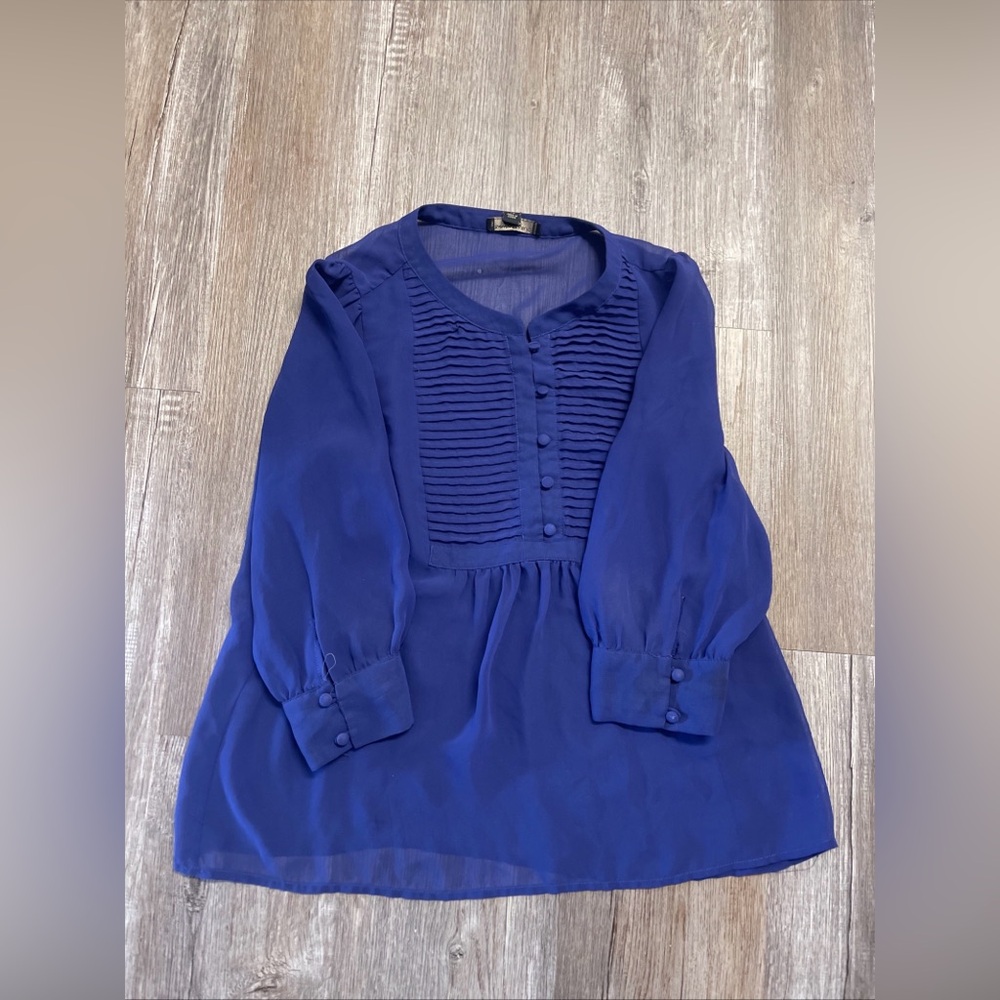 Banana Republic Violet Purple 3/4 Sleeve Blouse With Buttons  Petite Small
